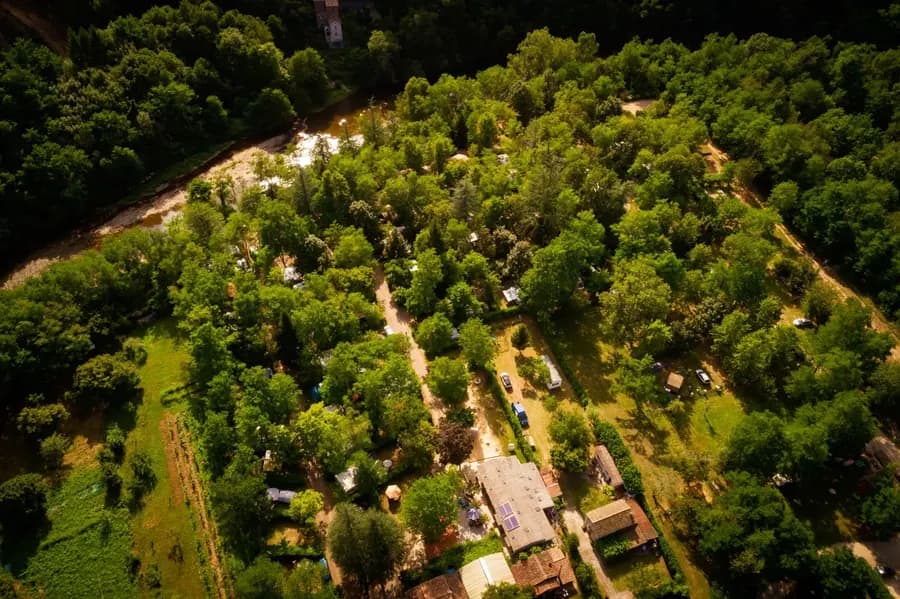 Vanlife dans les Cévennes : un refuge nature pour ralentir et respirer