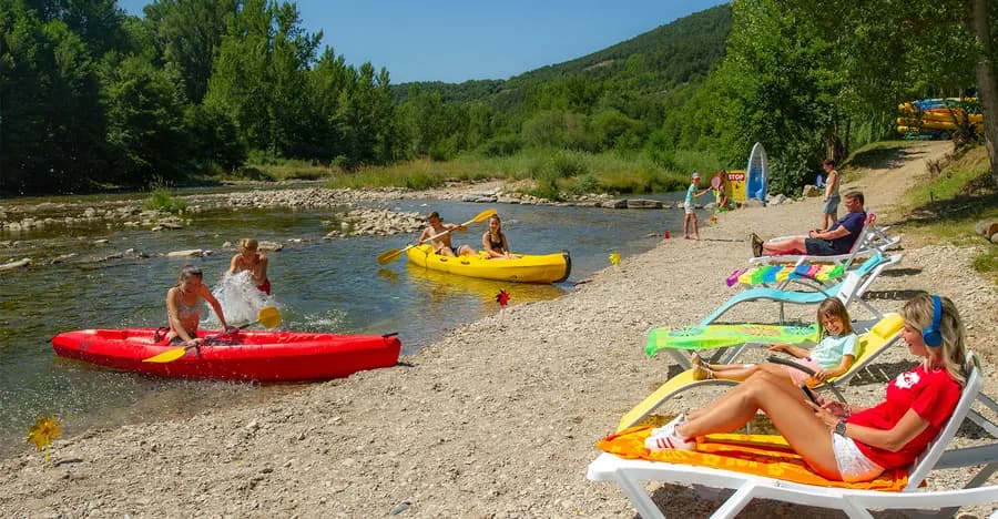 Camping Canoë Gorges du Tarn — Camping vanlife à Rivière-sur-Tarn, Occitanie