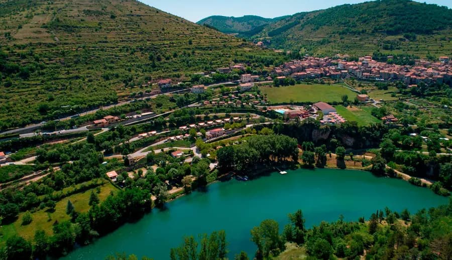 Camping La Cascade — Camping vanlife à Saint-Rome-de-Tarn, Aveyron