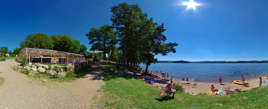 Camping Plage du Midi – Les Settons — Camping vanlife à Montsauche-les-Settons, Bourgogne-Franche-Comté