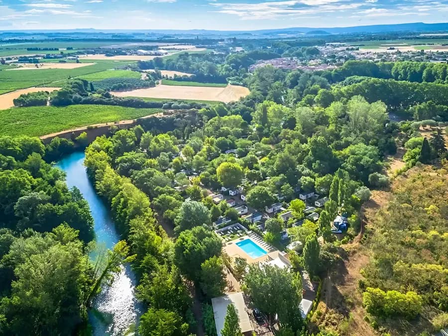 Camping Le Val de Cesse — Camping vanlife à Mirepeisset, Occitanie